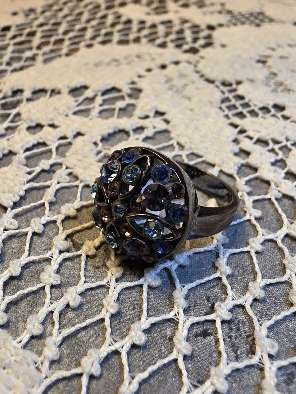 Size 8 Blue Purple Rhinestone Gunmetal Statement Cocktail Ring